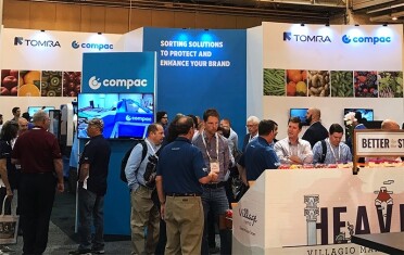 compac-and-tomra-tradeshow